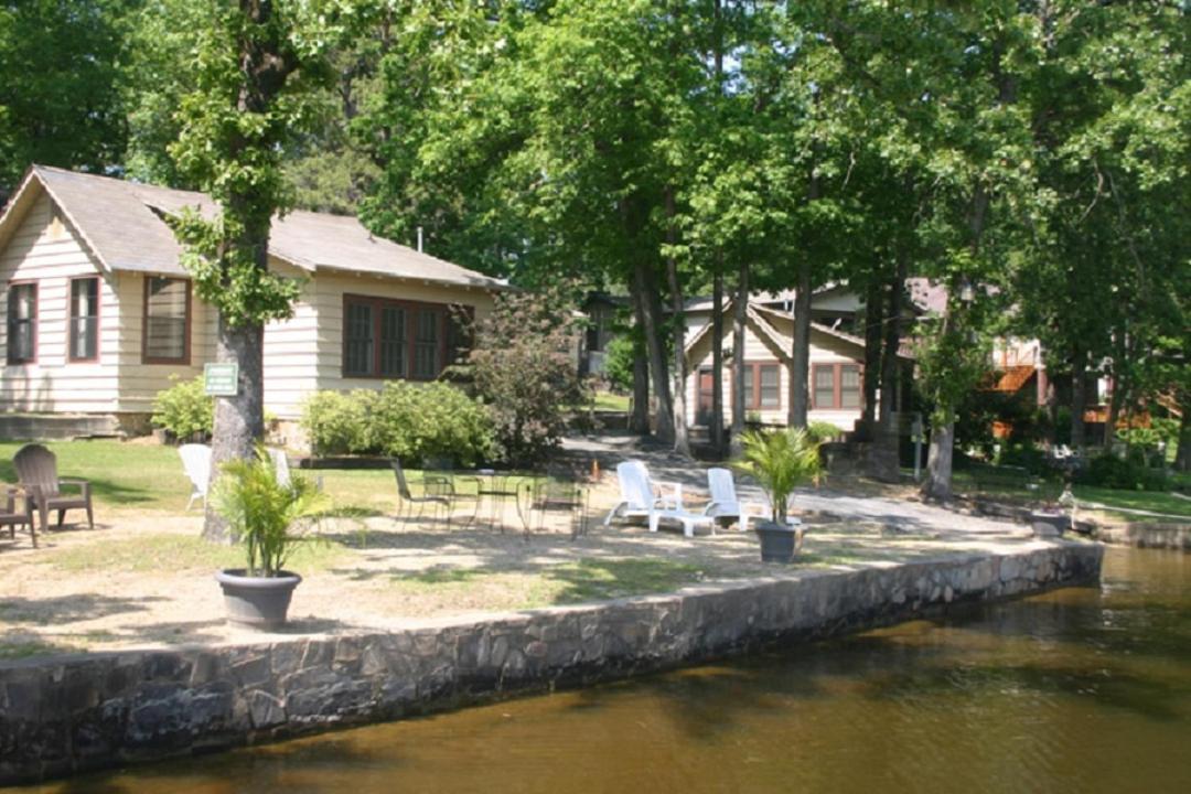 Edgewater Resort Cottage #1 Hot Springs Exterior photo